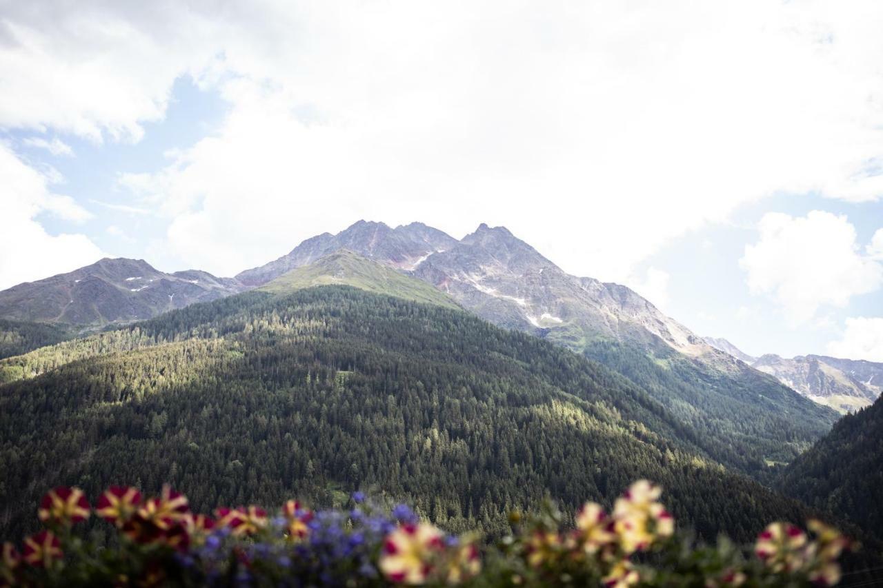 Hotel Alpina Superior Pettneu am Arlberg Exteriér fotografie